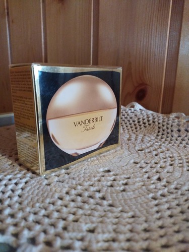 Eau toilette fatale de - toilette,